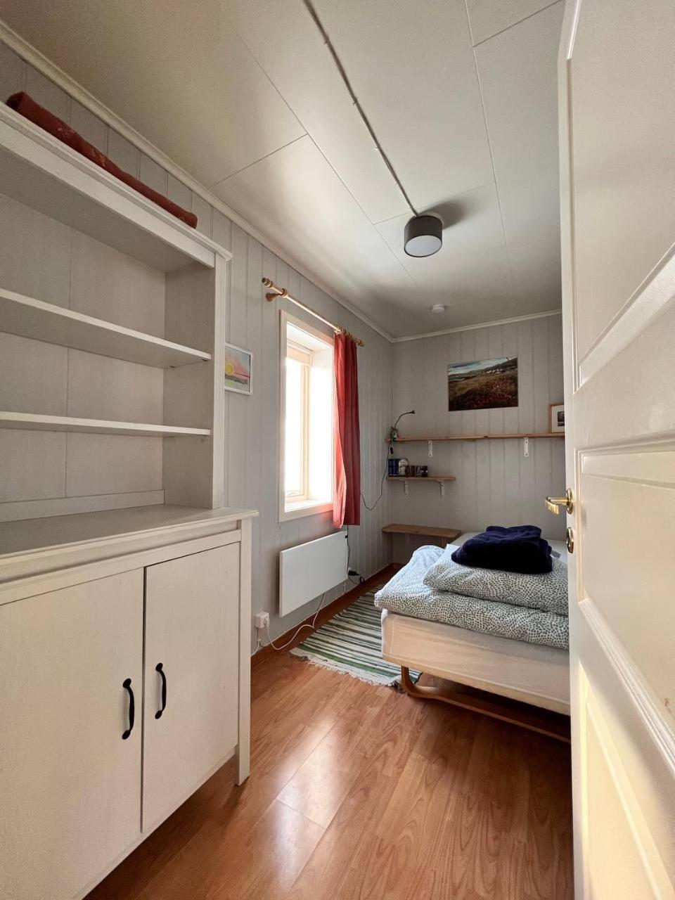 Blue House I At The End Of The World Apartment Mehamn Bagian luar foto